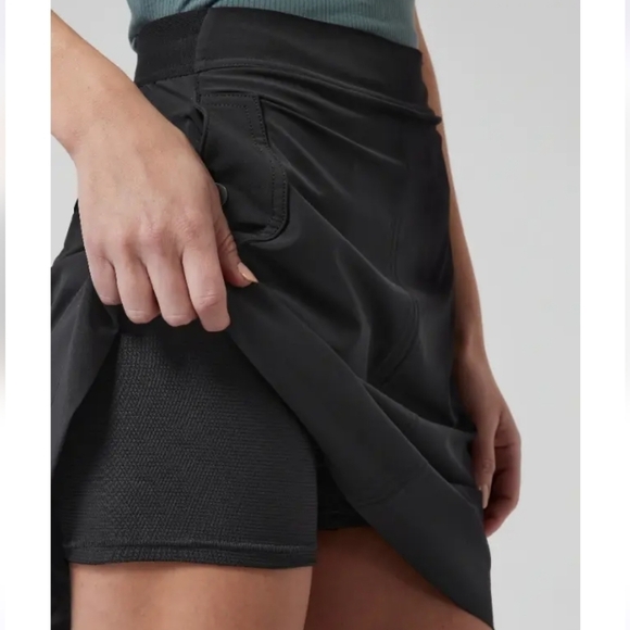 New Athleta Vienna Cargo Skort Size 2 - Picture 4 of 13